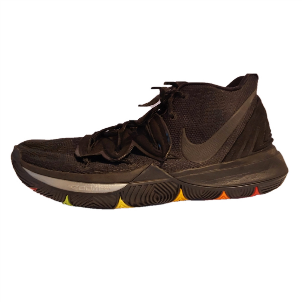Nike Kyrie 5 Black Rainbow Soles Size 12.5